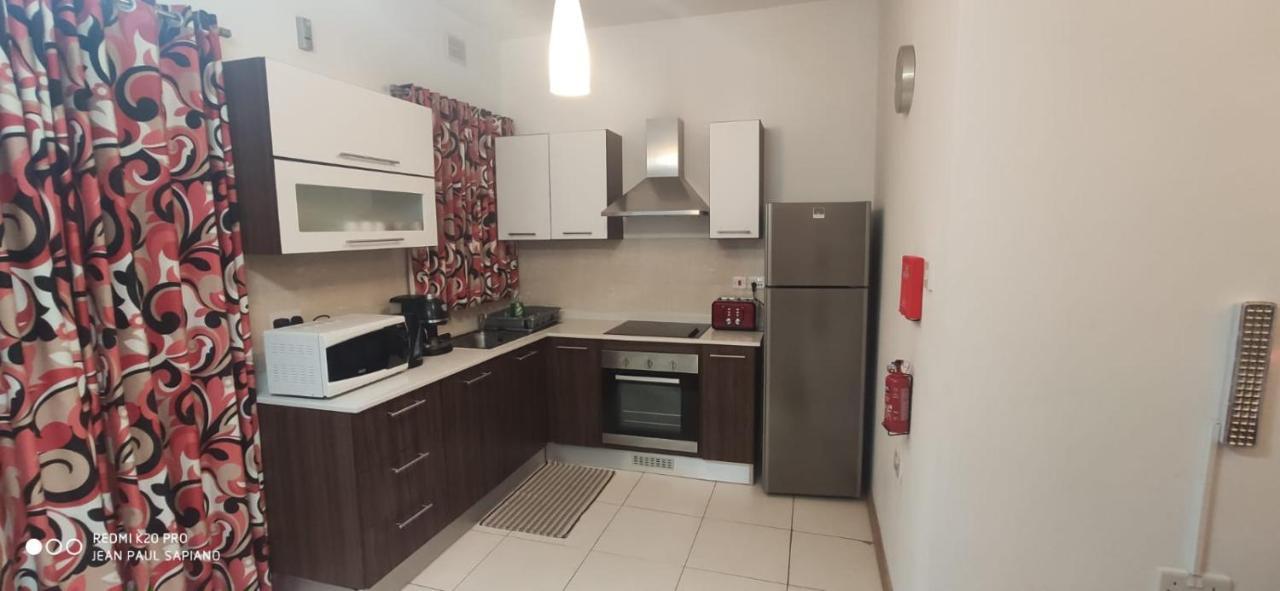 Sliema Central Apartment Екстер'єр фото