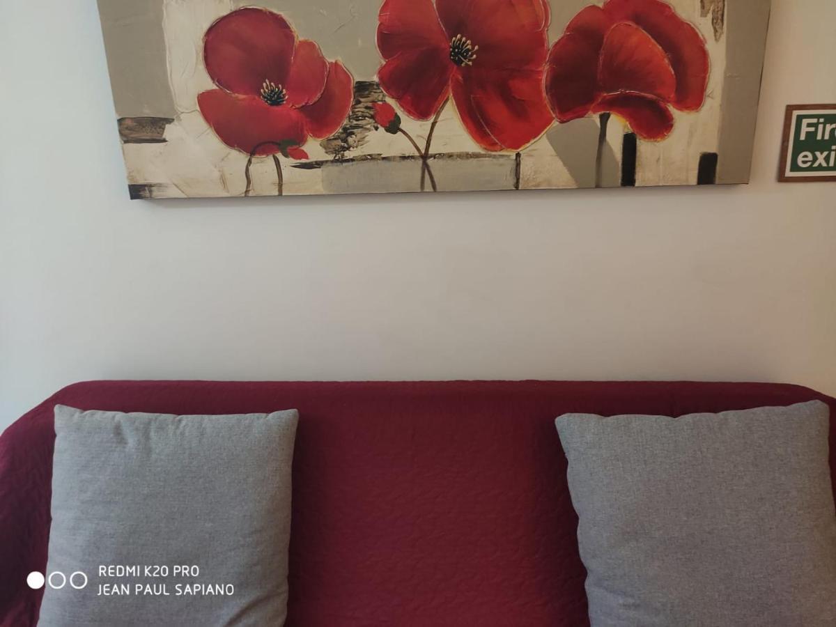 Sliema Central Apartment Екстер'єр фото